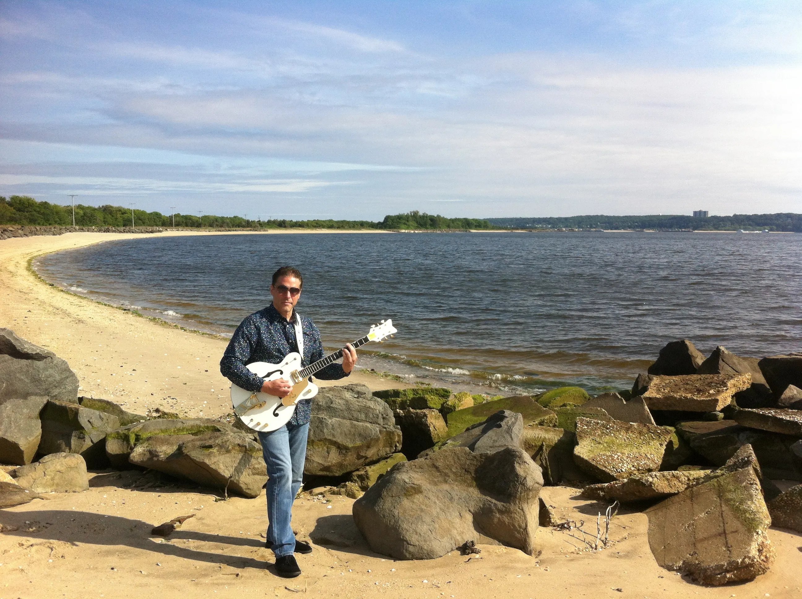 Gretsch White Falcon (Sandy Hook, NJ) (2015)